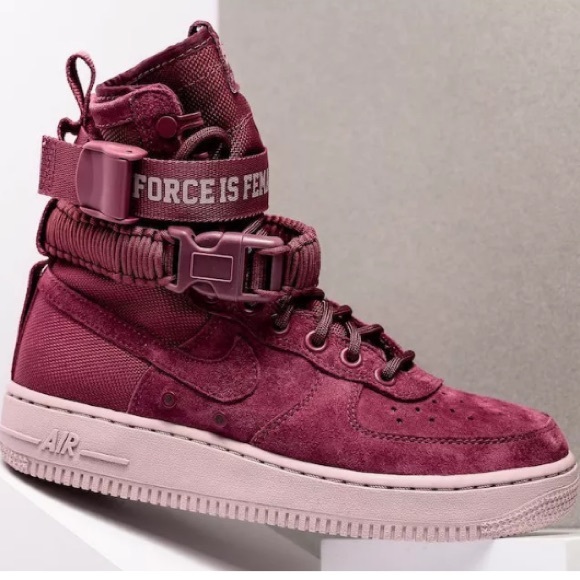 Nike SF AF1 The Force is Female - Picture 2 of 4